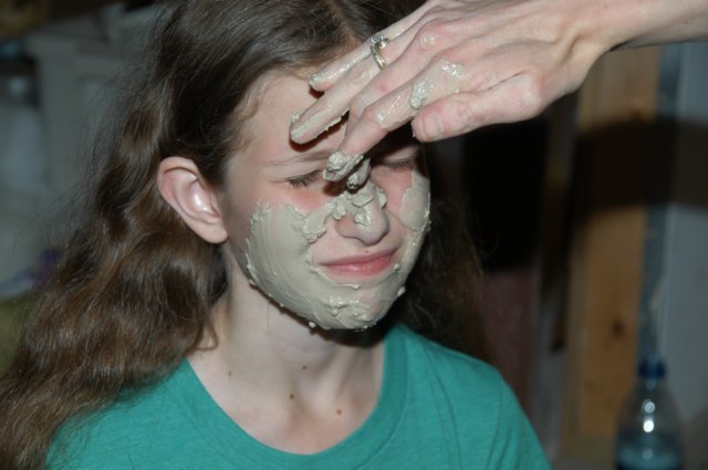 lexigettingherfacial.jpg