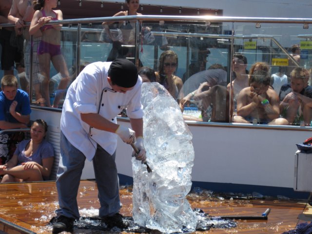 icesculpture.jpg