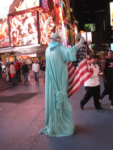 statueoflibertyman.jpg